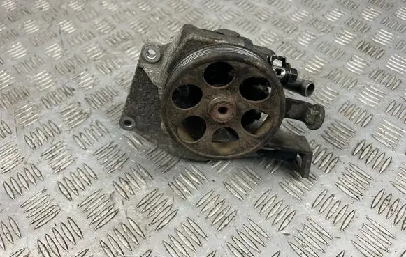 Power steering pump