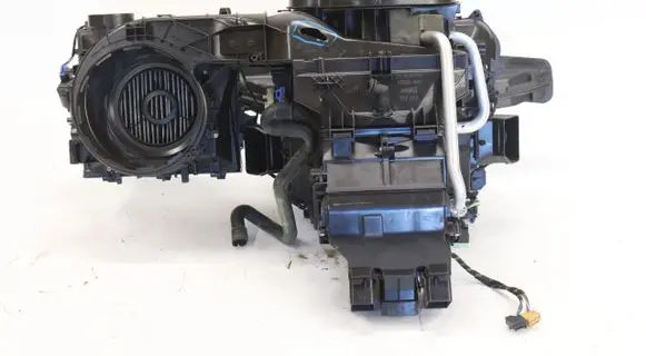 Volkswagen PASSAT B8 Heater blower radiator 5784820