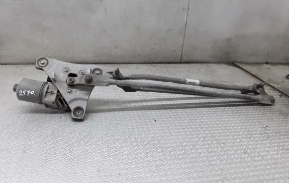 Volvo S40 Front wiper linkage and motor 30699342 0390241924