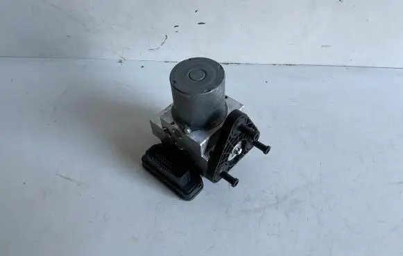 Mercedes-Benz AMG GT R190 C190 ABS Pump A1904301700