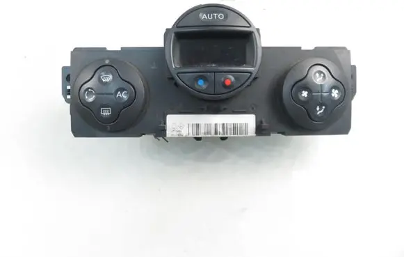 Renault Modus Interior fan control switch 8200133339