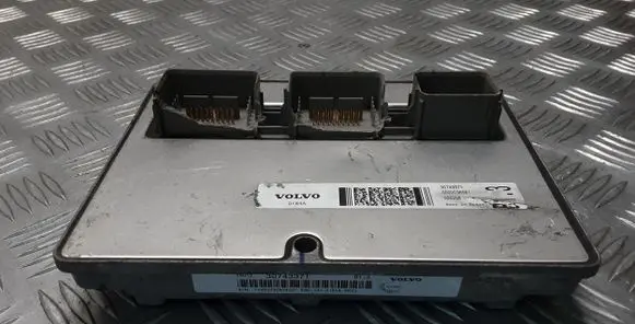 Volvo V50 Engine control unit/module 30743371