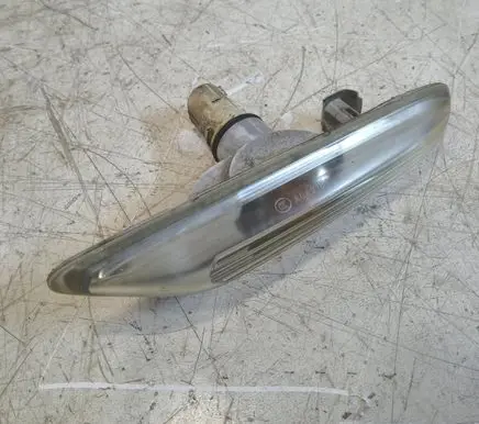 BMW 5 E60 E61 Front fender indicator light 165741