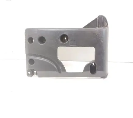 Nissan NV400 Rear bumper mounting bracket 852230001R 2004093