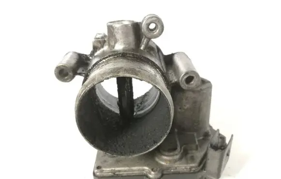 Volkswagen Scirocco Throttle valve 03L128063E