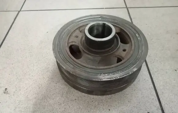 Toyota Hilux (AN10, AN20, AN30) Crankshaft pulley 0000