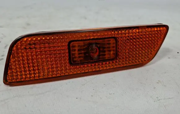 Volvo S80 Front reflector 125130b