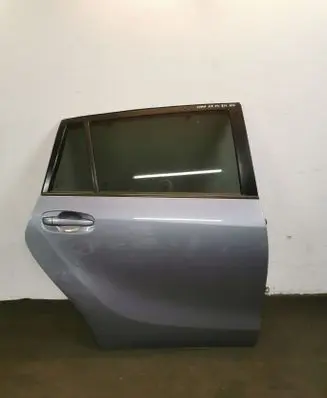 Toyota Verso Rear door