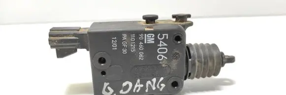 Opel Vectra B Tailgate boot lock/latch motor 90460062