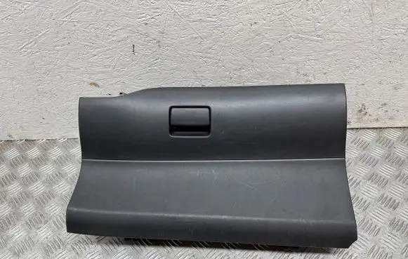 Toyota Auris 150 Glove box 5555002130B0 5555202100