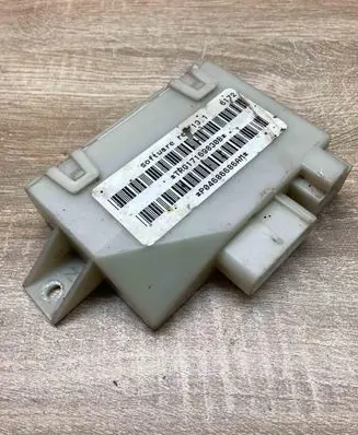 Chrysler Voyager Door control unit/module 04686686AM