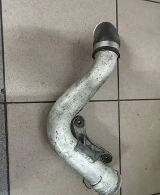 Volkswagen Touran I Intercooler hose/pipe 1K0145762N 1K0145828B 1K0145769M