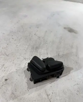 Mercedes-Benz E W211 Seat control switch 2108213751 03463810
