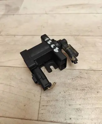 Citroen C5 Turbo solenoid valve 9660693180