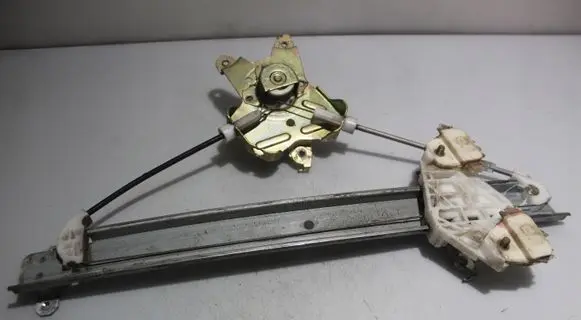 Honda Jazz Rear window lifting mechanism without motor