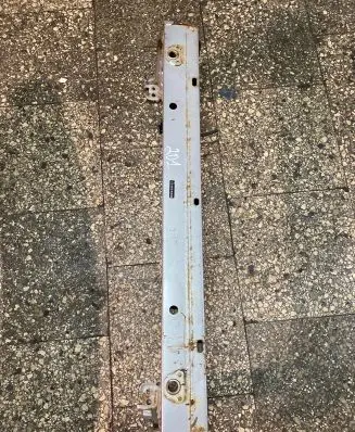 Toyota Avensis T270 Dashboard cross member/frame bar 