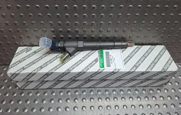 Fuel injector