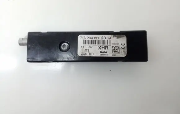 Mercedes-Benz GLK (X204) Aerial antenna amplifier A2048202389