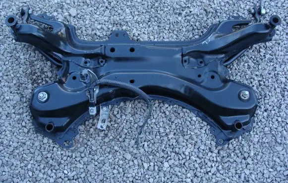 Toyota Auris 150 Front axle beam 