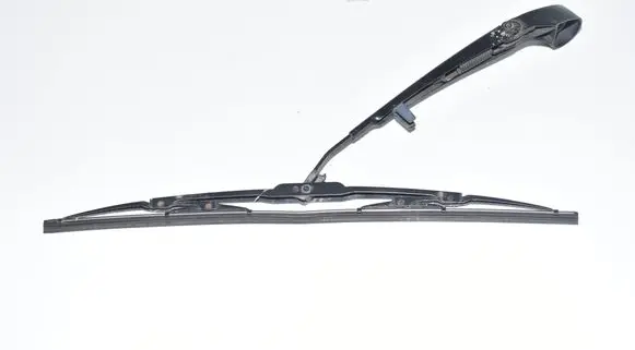 Rear wiper blade arm