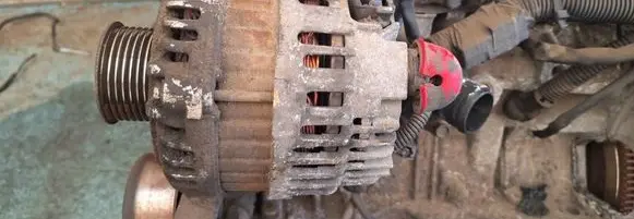 Nissan Note (E11) Generator/alternator