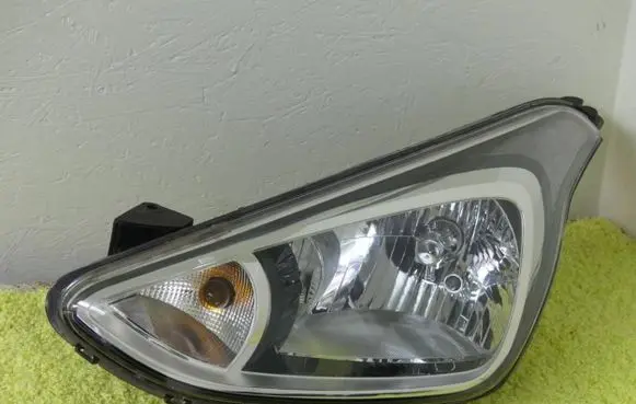 Hyundai i10 Headlight/headlamp 92101-B9300