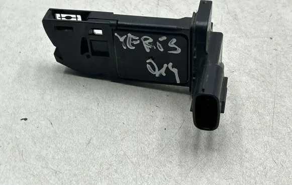 Toyota Yaris Mass air flow meter 2220426010
