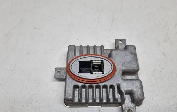 BMW 7 F01 F02 F03 F04 Headlight ballast module Xenon 7237647