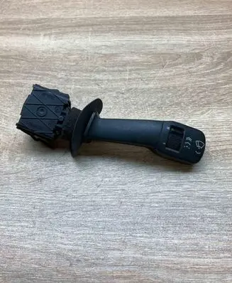 BMW 7 E38 Wiper control stalk 8352013