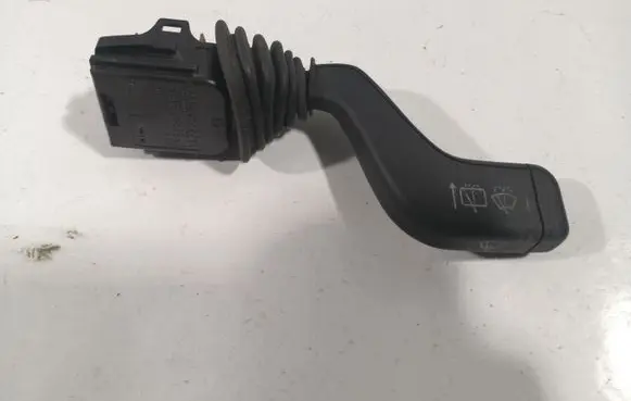 Opel Astra F Wiper control stalk 90124931 90191942 90196376