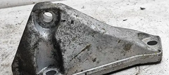 BMW 3 E90 E91 Fuel pump bracket 7804376 24168110