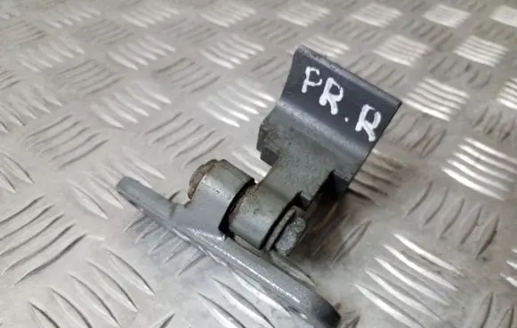 BMW 5 F10 F11 Front door upper hinge 7185618