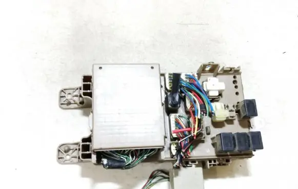 Toyota Corolla Verso E121 Fuse box set 8264113040 82641-13040