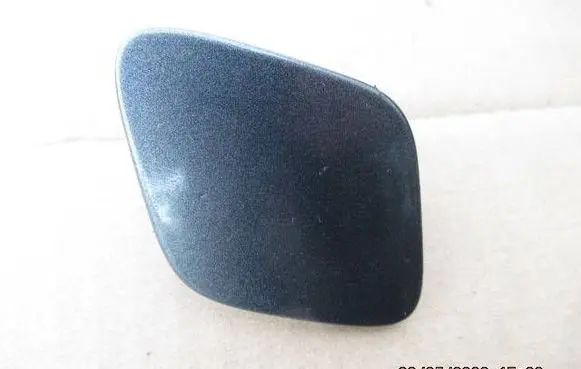 Toyota Avensis T270 Front tow hook cap/cover 5328605010