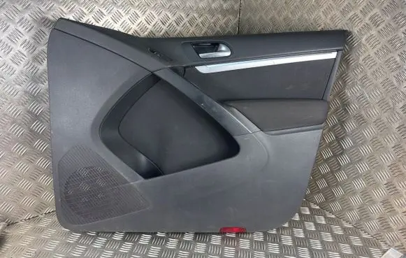 Volkswagen Tiguan Front door card panel trim 5N0867012B 5N1837114E 5N0857012