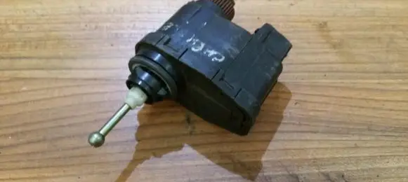Chrysler Stratus Headlight level adjustment motor 00706205 007062-05