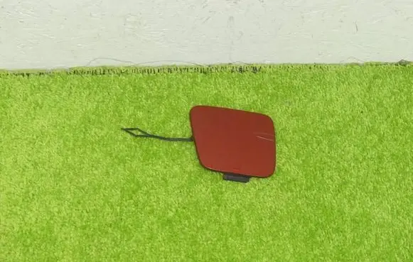 BMW i4 Front tow hook cap/cover 8738616 51118738616