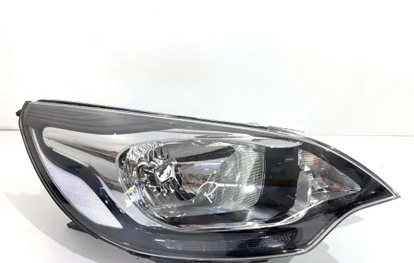 KIA Rio Headlight/headlamp 921021WXXX