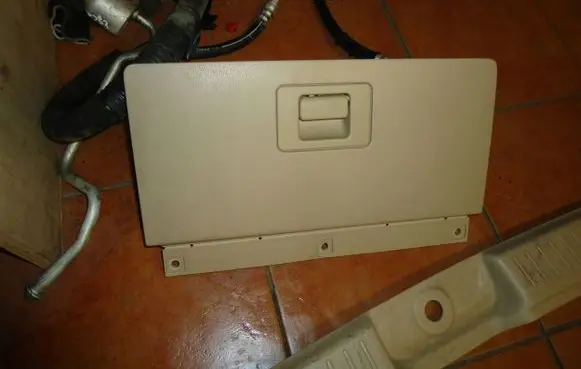 Ford Escape II Glove box 056468168