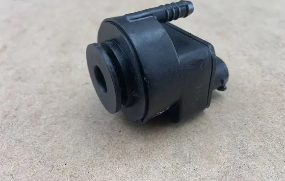 BMW 3 E90 E91 Fuel filter heater 8509766 13328509766 13328509765