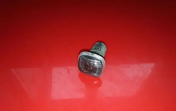 Skoda Octavia Mk1 (1U) Front fender indicator light 1U0949127