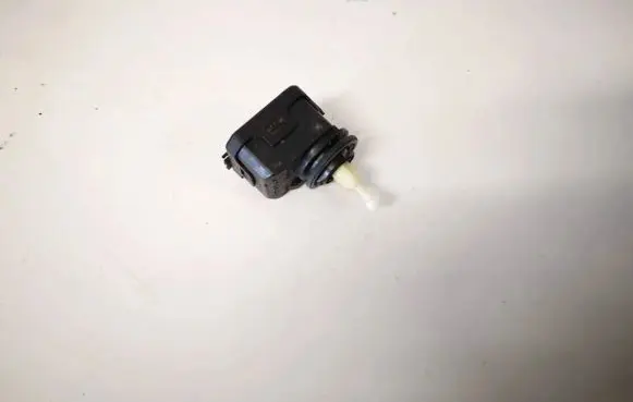 Volkswagen Golf IV Headlight level adjustment motor 1j0941295c