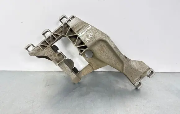Land Rover Range Rover Velar Gearbox mounting bracket HX736A026DE