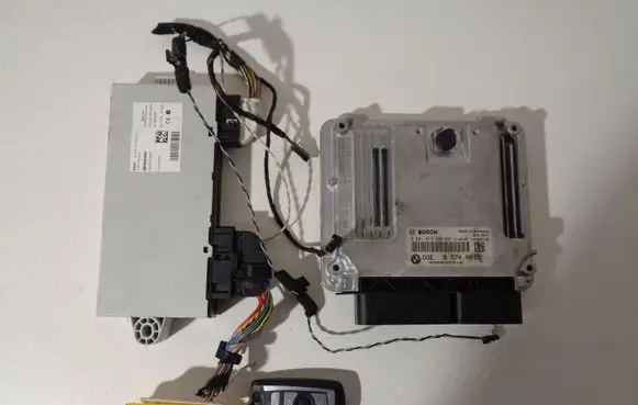 BMW 5 F10 F11 Engine ECU kit and lock set 8574091 0281019806 9301523