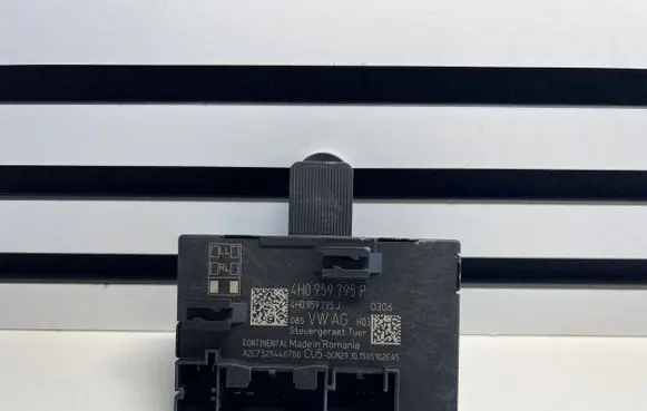 Porsche Cayenne (92A) Door control unit/module 4H0959795P 4H0959795J