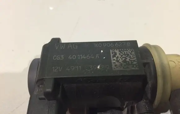 Audi A3 S3 8P Turbo solenoid valve 1K0906627B
