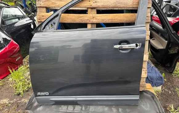 KIA Sorento Front door 