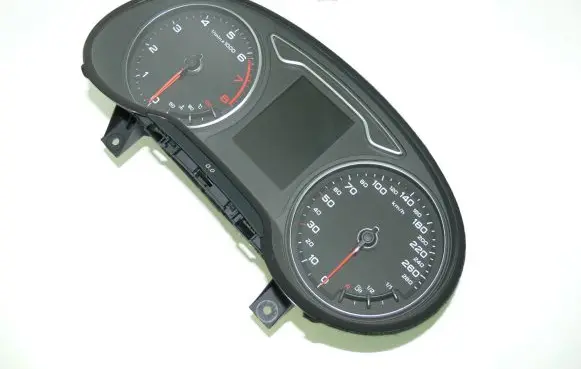 Audi A3 S3 8V Speedometer (instrument cluster) 8V0920870A