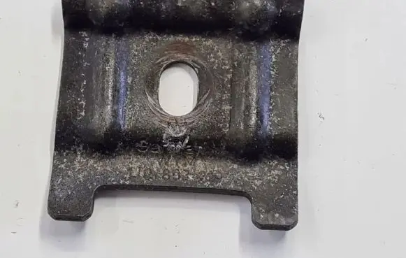 Volkswagen Golf V Battery box tray 