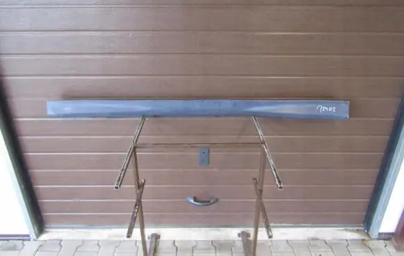 Toyota Yaris Front sill (body part) 